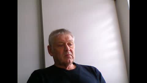 frannkboy61 online show from 04-02-26, 12:03