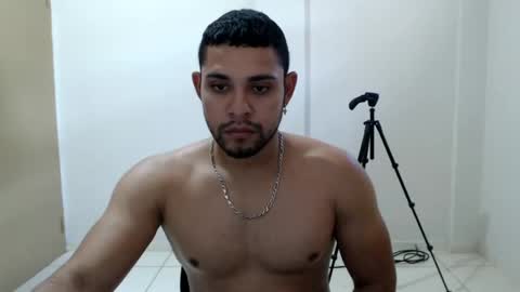 Snapshot of fransexxx69 chatting on 02-20-25, 02:35 Fransexxx online show from 02-20-25, 02:35