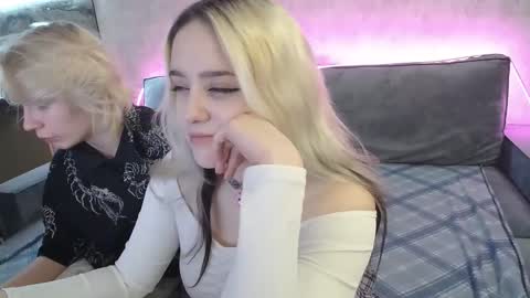 Snapshot of fray_and_lilla chatting on 03-17-26, 08:45 fray_and_lilla online show from 03-17-26, 08:45