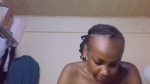 Snapshot of freaky_beauty chatting on 06-09-26, 09:48 freaky_beauty online show from 06-09-26, 09:48