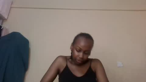 Snapshot of freaky_beauty chatting on 07-14-26, 11:49 freaky_beauty online show from 07-14-26, 11:49