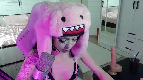 Freaky online show from 07-29-26, 10:19