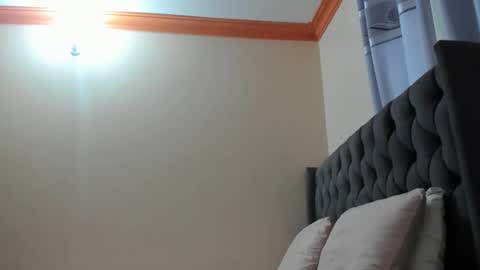Snapshot of freaky_maria chatting on 12-23-24, 03:07 Maria online show from 12-23-24, 03:07