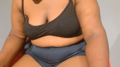 freaky slut5 online show from 11-19-25, 04:23