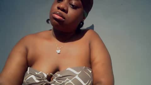 freaky slut5 online show from 12-14-25, 03:45