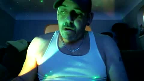 Snapshot of freakybidude420 chatting on 11-20-25, 02:50 FreakyBiDude420 online show from 11-20-25, 02:50