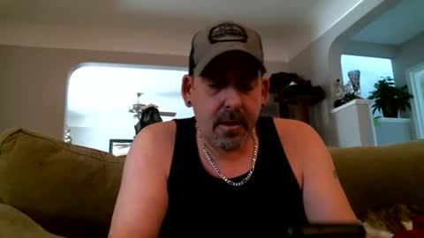 Snapshot of freakybidude420 chatting on 11-21-25, 04:27 FreakyBiDude420 online show from 11-21-25, 04:27