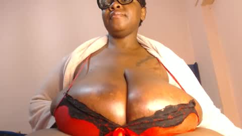 Kimmy online show from 06-25-26, 12:42