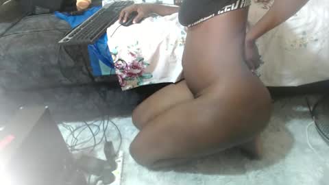 freakycoco1 online show from 04-16-26, 10:23