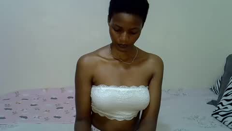 Snapshot of freakymia99 chatting on 02-06-26, 07:28 mia online show from 02-06-26, 07:28