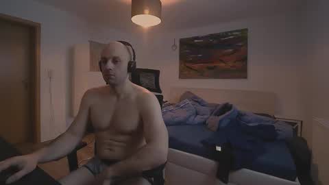 Snapshot of freddow chatting on 03-05-26, 12:56 freddow online show from 03-05-26, 12:56