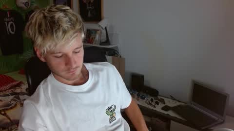 Frederick Perin online show from 12-05-25, 01:42