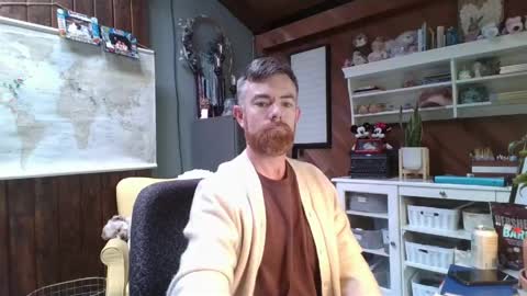 Freddy online show from 05-08-26, 07:19