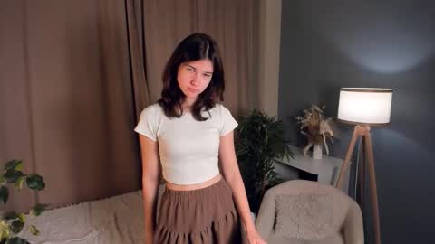 Snapshot of frederickafulling chatting on 11-25-25, 02:33 Jane online show from 11-25-25, 02:33