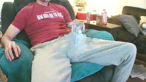 Snapshot of fredjohnson2112 chatting on 04-19-26, 12:59 fredjohnson2112 online show from 04-19-26, 12:59