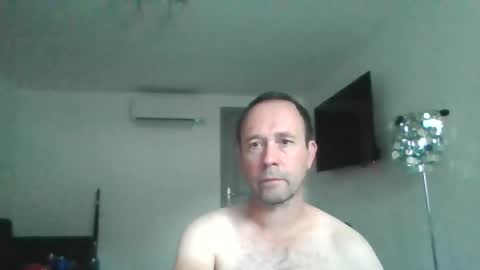 Snapshot of fredodu41 chatting on 09-25-25, 04:32 fredodu41 online show from 09-25-25, 04:32