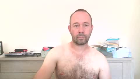 fredodu41 online show from 08-04-26, 11:35