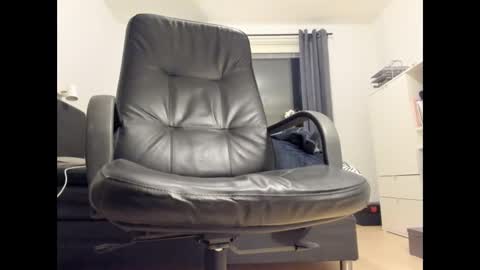 Fredrik online show from 01-08-25, 05:15