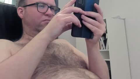 Fredrik online show from 01-17-25, 04:04