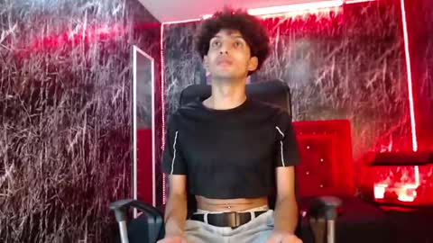 Snapshot of fredy_bell01 chatting on 03-06-25, 06:16 fredy_bell01 online show from 03-06-25, 06:16