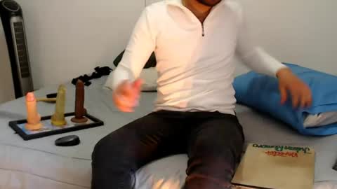 Fredy online show from 06-25-26, 04:11
