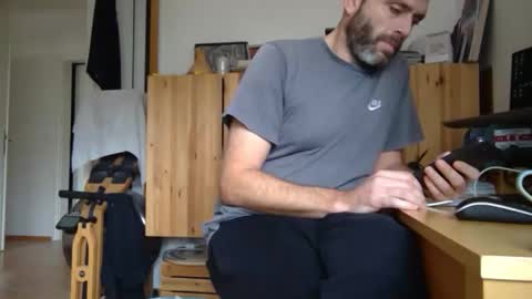 free_love_for_everyone online show from 02-06-26, 11:35