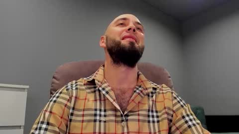 Snapshot of free_man___ chatting on 10-16-25, 07:59 Andrew online show from 10-16-25, 07:59