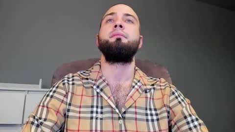 Snapshot of free_man___ chatting on 10-28-25, 08:51 Andrew online show from 10-28-25, 08:51