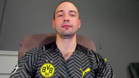 Snapshot of free_man___ chatting on 11-21-25, 04:38 Andrew online show from 11-21-25, 04:38