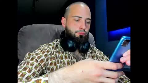 Snapshot of free_man___ chatting on 07-20-26, 10:39 Andrew online show from 07-20-26, 10:39