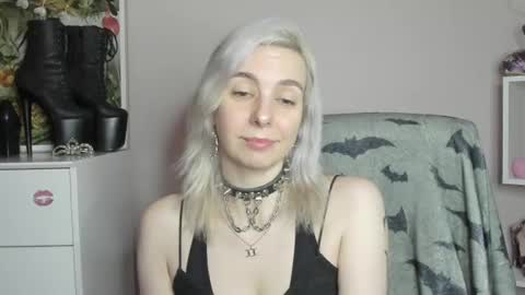 Snapshot of freeanne chatting on 07-01-26, 06:37 Anne online show from 07-01-26, 06:37