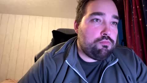 Snapshot of freedy2017 chatting on 12-22-25, 04:26 Freddy online show from 12-22-25, 04:26