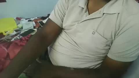 Snapshot of freeforyoubby chatting on 09-14-25, 12:04 freeforyoubby online show from 09-14-25, 12:04