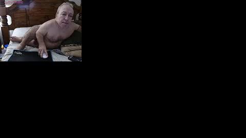 Snapshot of freemysoul4748 chatting on 01-15-25, 10:35 Cute Lil Man online show from 01-15-25, 10:35