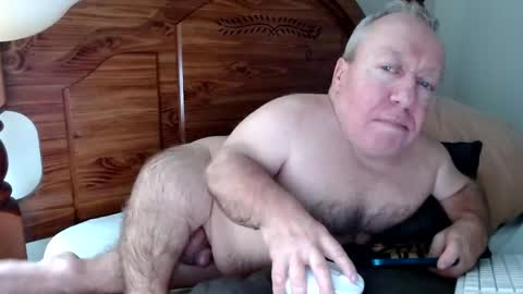 Snapshot of freemysoul4748 chatting on 09-10-25, 05:07 Cute Lil Man online show from 09-10-25, 05:07