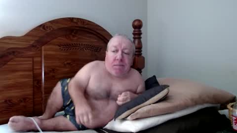 Snapshot of freemysoul4748 chatting on 09-11-25, 06:46 Cute Lil Man online show from 09-11-25, 06:46