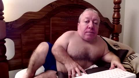 Snapshot of freemysoul4748 chatting on 10-07-25, 06:21 Cute Lil Man online show from 10-07-25, 06:21
