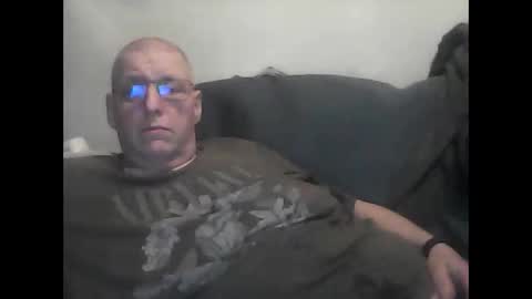 Snapshot of frefredo chatting on 03-08-26, 09:29 fred online show from 03-08-26, 09:29