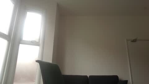 Snapshot of frenchbdmaninlondon chatting on 06-08-26, 11:10 Horny Paul online show from 06-08-26, 11:10