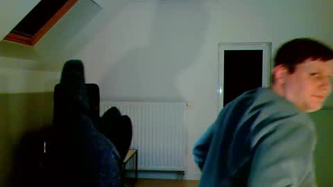 French fries online show from 10-31-25, 07:04