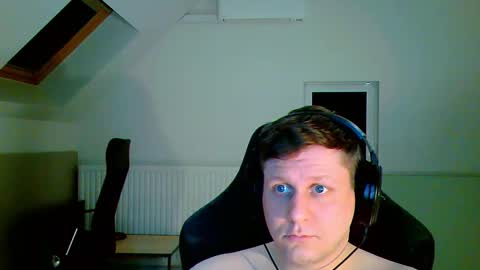 French fries online show from 11-25-25, 09:04