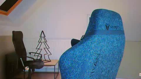 French fries online show from 03-14-26, 06:13