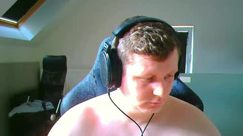 French fries online show from 04-04-26, 03:31