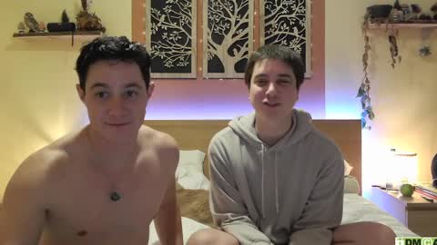 French Horny Bibs online show from 01-24-25, 09:26