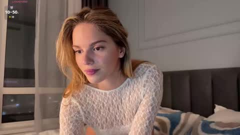 Snapshot of frenzyfoxs chatting on 11-27-25, 05:37 Jason and Sonya online show from 11-27-25, 05:37