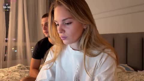 Snapshot of frenzyfoxs chatting on 02-20-26, 06:19 Jason and Sonya online show from 02-20-26, 06:19