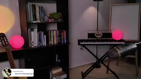 Vale online show from 09-15-25, 02:22