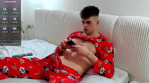 Snapshot of fresh_b1ood chatting on 03-03-25, 10:42 Alex or Andrzej online show from 03-03-25, 10:42