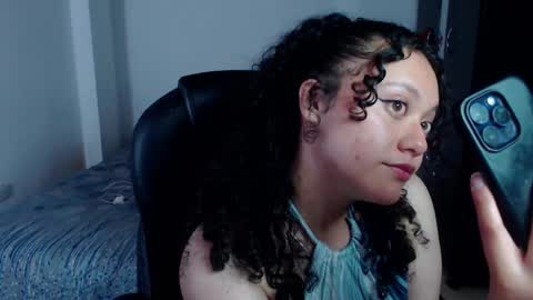 Louise  online show from 12-06-24, 05:20