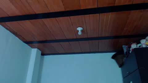 Louise  online show from 02-06-25, 05:03